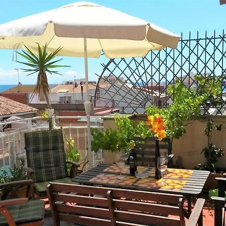 Apartamento Mediterraneo Pineda de Mar Bagian luar foto