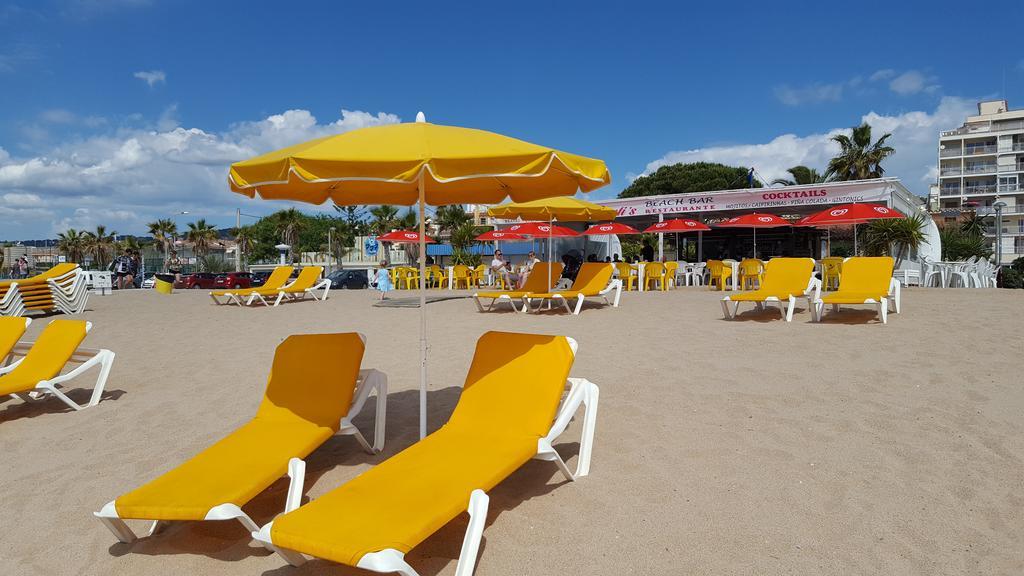 Apartamento Mediterraneo Pineda de Mar Bagian luar foto